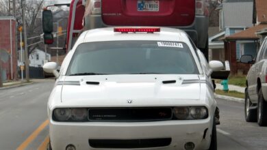 The hoon hotline and the laws targeting Victorian hoon drivers